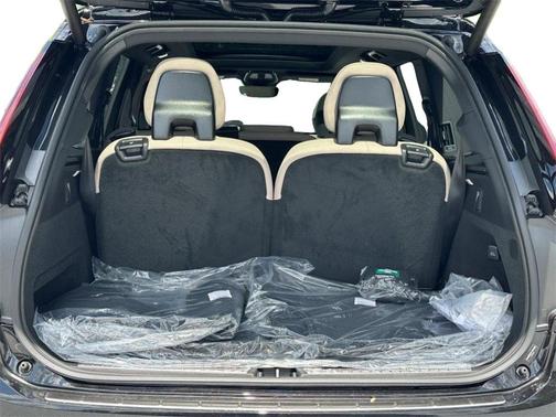 2026 Volvo XC90 Plug-In Hybrid T8 Plus 7-Seater