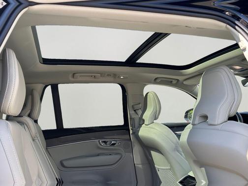 Onyx Black Metallic 2026 Volvo XC90 Ultra, B6 AWD Gas (mild hybrid), Gasoline, Bright, 7 Seats