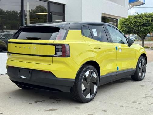 2025 Volvo EX30 Twin Motor Plus