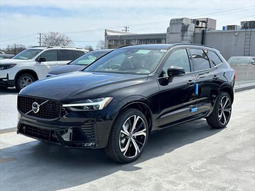 2025 Volvo XC60 B5 Ultra
