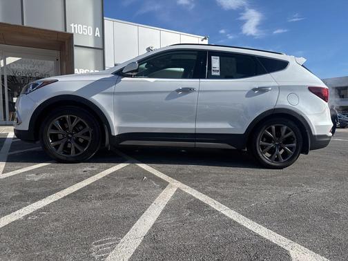 2017 Hyundai Santa Fe Sport 2.0L Turbo Ultimate
