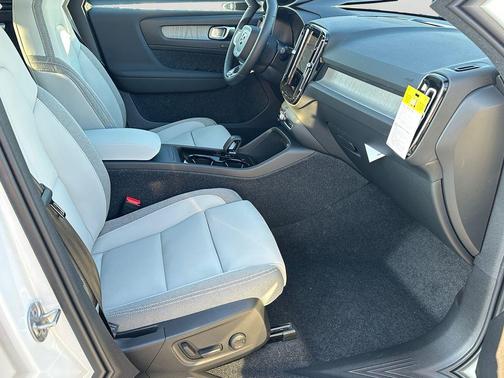 2026 Volvo EX40 Plus, Twin Motor, Fully electric