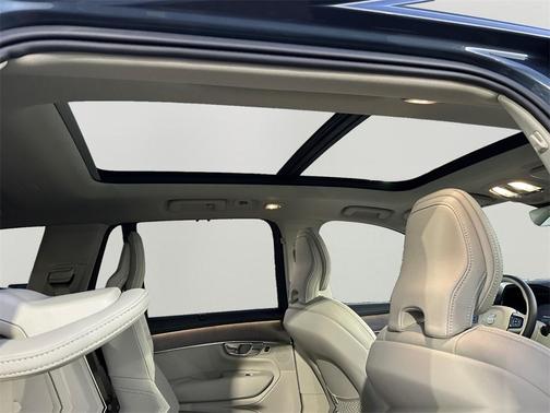 2026 Volvo XC90 Plug-In Hybrid Ultra Dark Theme, T8 AWD, Electric/Gasoline, 7 Seats