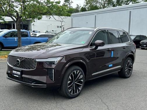 2025 Volvo XC90 Plug-In Hybrid T8 Plus 7-Seater