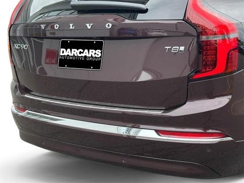 2025 Volvo XC90 Plug-In Hybrid T8 Plus 7-Seater