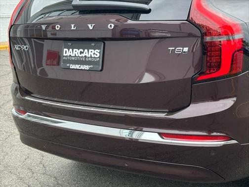 2025 Volvo XC90 Plug-In Hybrid T8 Plus 7-Seater