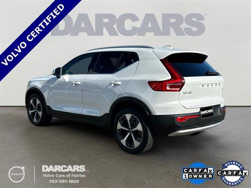 2025 Volvo XC40 B5 Plus Bright Theme