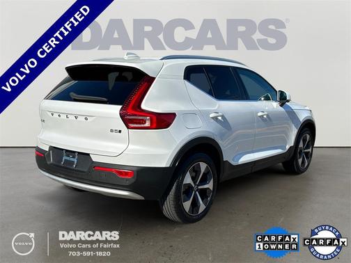 2025 Volvo XC40 B5 Plus Bright Theme