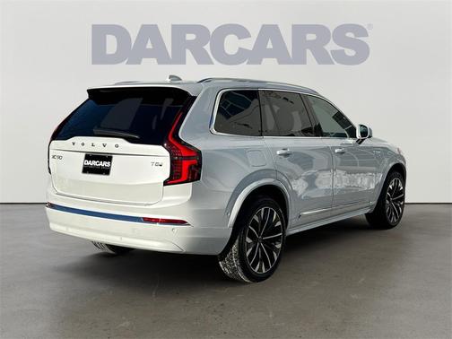 2025 Volvo XC90 Plug-In Hybrid T8 Plus 7-Seater