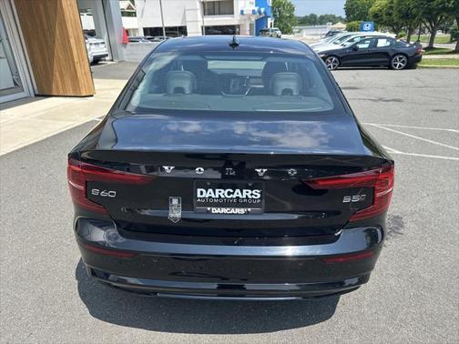 2025 Volvo S60 B5 Plus