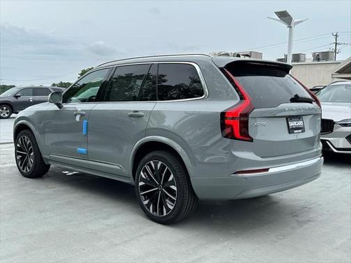 2025 Volvo XC90 Plug-In Hybrid T8 Plus 7-Seater