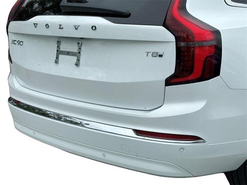 2025 Volvo XC90 Plug-In Hybrid T8 Plus 7-Seater