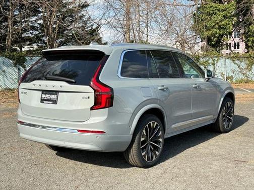 2025 Volvo XC90 B6 Ultra