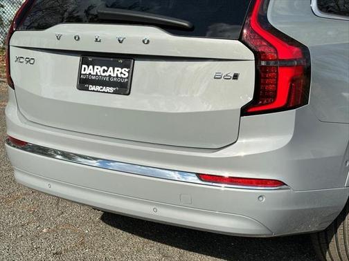 2025 Volvo XC90 B6 Ultra