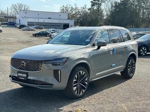 2025 Volvo XC90 B6 Ultra