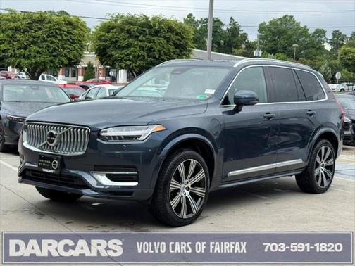 2025 Volvo XC90 Plug-In Hybrid T8 Core 7-Seater