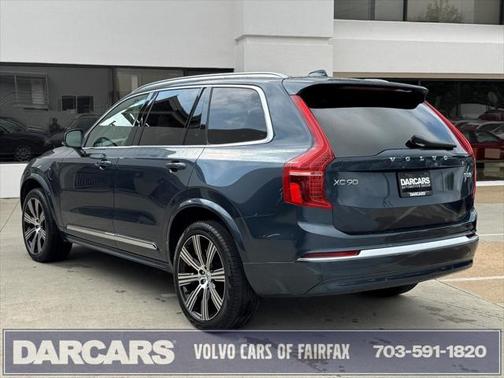 2025 Volvo XC90 Plug-In Hybrid T8 Core 7-Seater