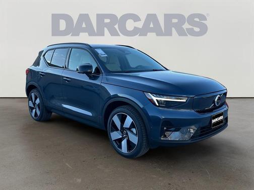 2026 Volvo EX40 Twin Motor Plus