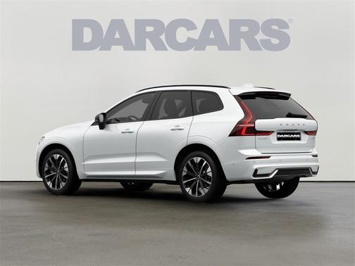 2026 Volvo XC60 B5 Ultra