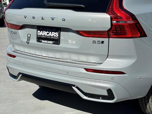 2025 Volvo XC60 Plus