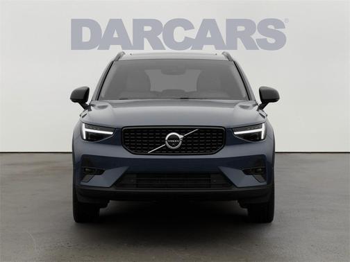 2026 Volvo XC40 B5 Ultra