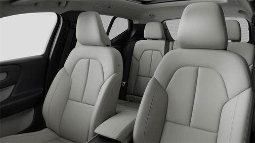 2026 Volvo XC40 B5 Ultra