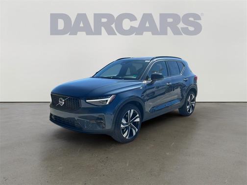 2026 Volvo XC40 B5 Ultra