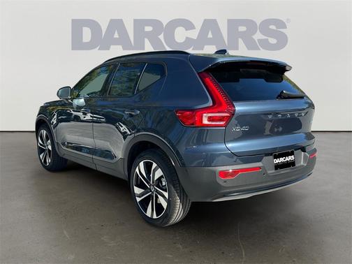 2026 Volvo XC40 B5 Ultra