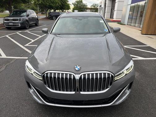 Bemina Grey Amber Effect 2020 BMW 750 i xDrive