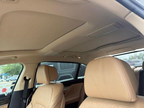 Bemina Grey Amber Effect 2020 BMW 750 i xDrive