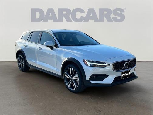Crystal White Pearl 2026 Volvo V60 Cross Country Plus, B5 AWD Gas (mild hybrid)