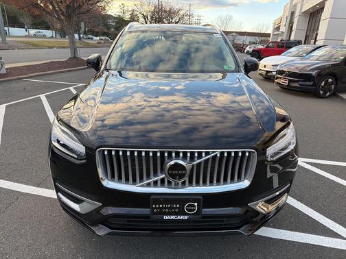 2024 Volvo XC90 B6 Plus Bright Theme 7-Seater