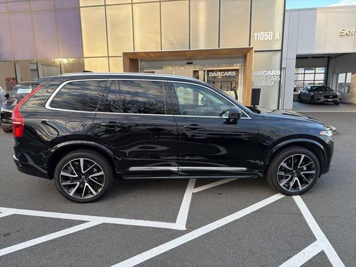 2024 Volvo XC90 B6 Plus Bright Theme 7-Seater