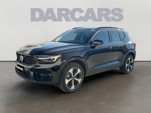 2026 Volvo XC40 Plus, B5 AWD Gas (mild hybrid), Dark