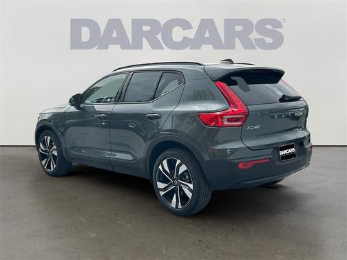 2026 Volvo XC40 B5 Ultra
