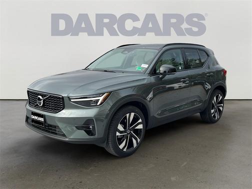 2026 Volvo XC40 B5 Ultra