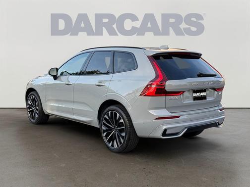 Vapour Grey Metallic 2026 Volvo XC60 B5 Ultra