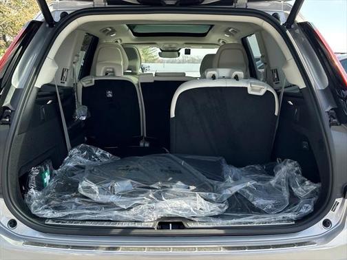 2025 Volvo XC90 B6 Ultra
