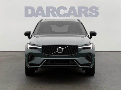 Forest Lake 2027 Volvo XC60 Plug-In Hybrid Ultra