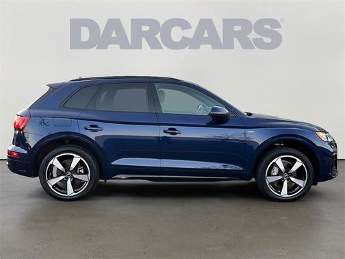 2022 Audi Q5 45 S line Premium Plus