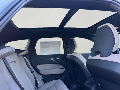 Crystal White Metallic 2026 Volvo XC60 B5 Plus