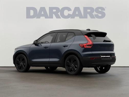2026 Volvo XC40 Black Edition Ultra, B5 AWD Gas (mild hybrid)