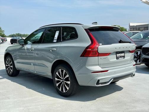 2025 Volvo XC60 B5 Core