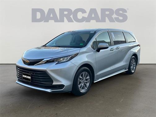 2021 Toyota Sienna LE