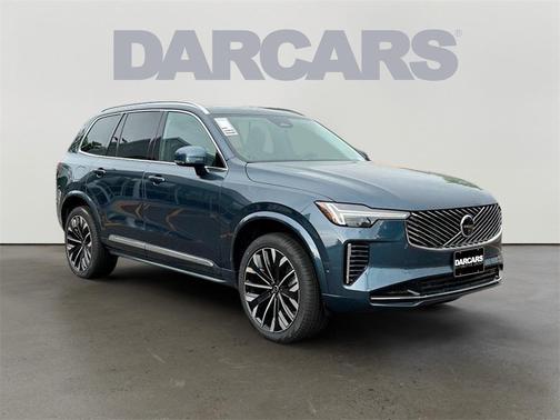 2025 Volvo XC90 B6 Plus 7-Seater