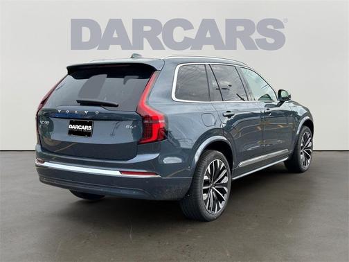 2025 Volvo XC90 B6 Plus 7-Seater