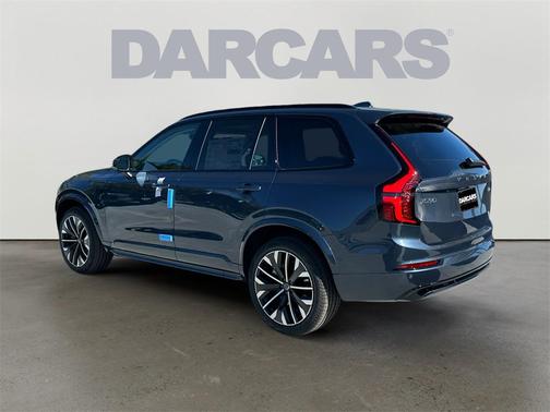 2026 Volvo XC90 B6 Ultra Dark Theme 7-Seater
