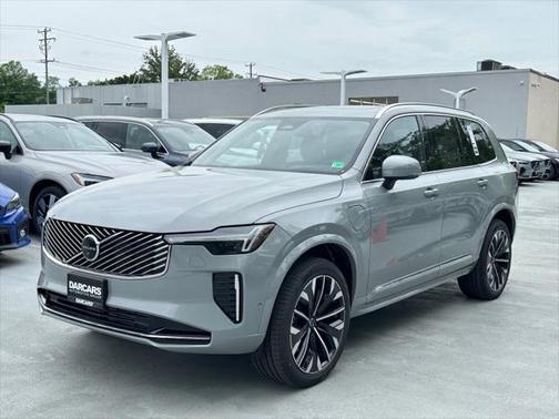 2025 Volvo XC90 Plug-In Hybrid T8 Ultra 6-Seater