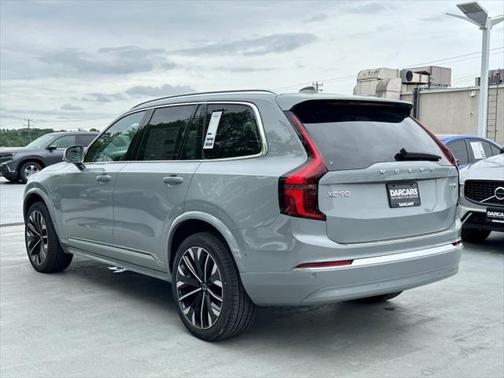2025 Volvo XC90 Plug-In Hybrid T8 Ultra 6-Seater