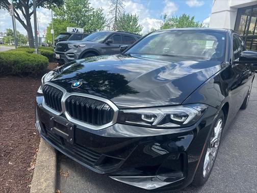 2025 BMW 330 i xDrive